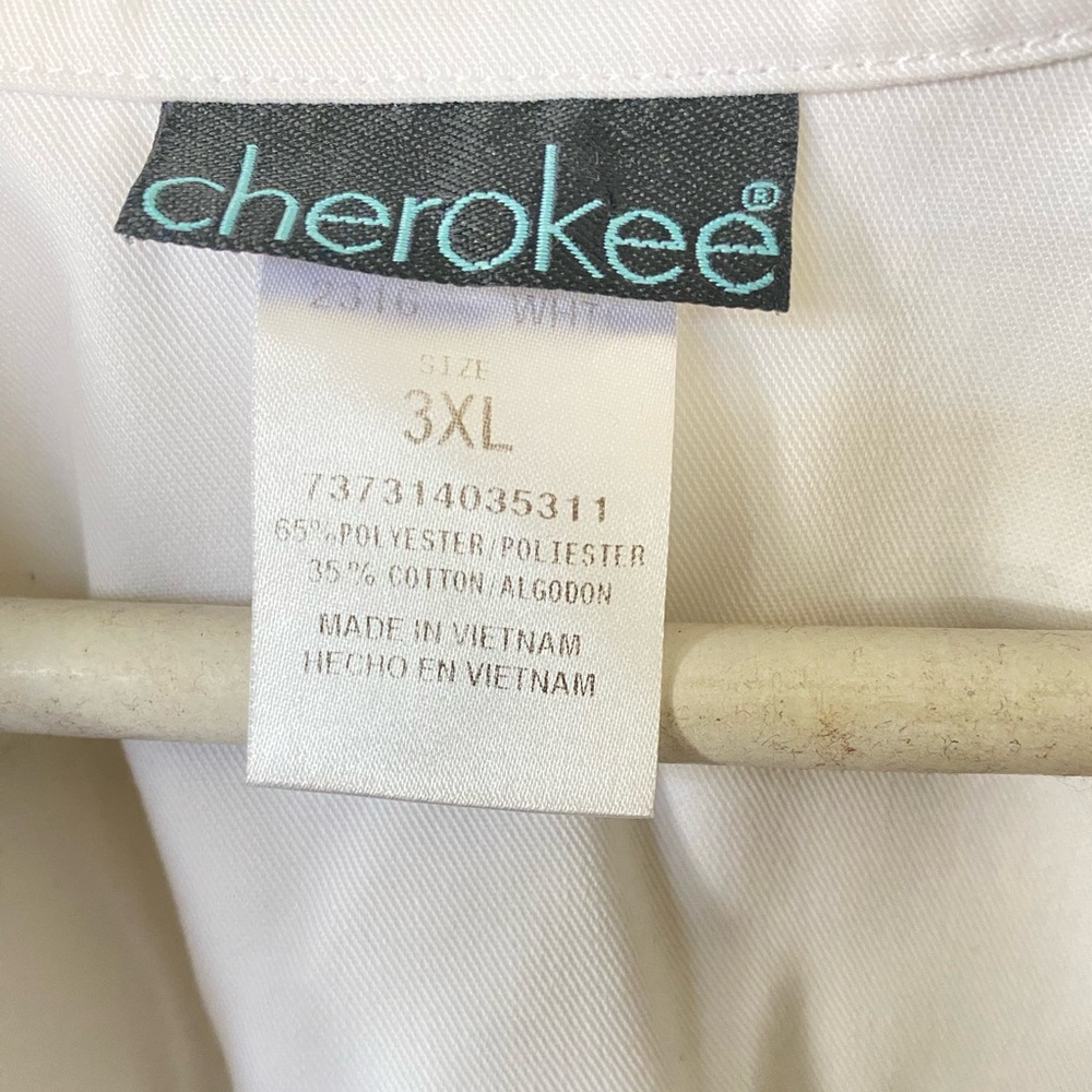 Women’s white lab coat